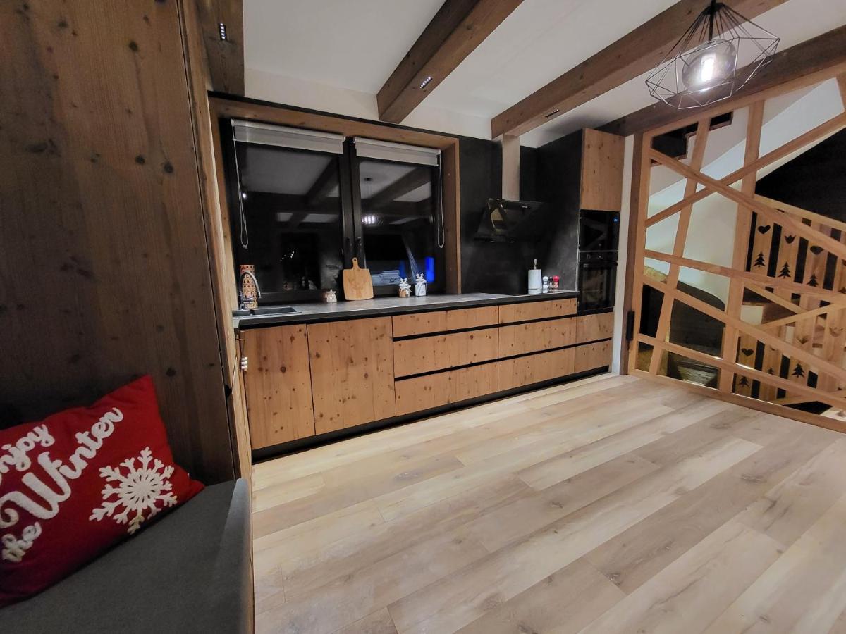 Hillview Jasna Chalet 迪马诺卡多林纳 外观 照片