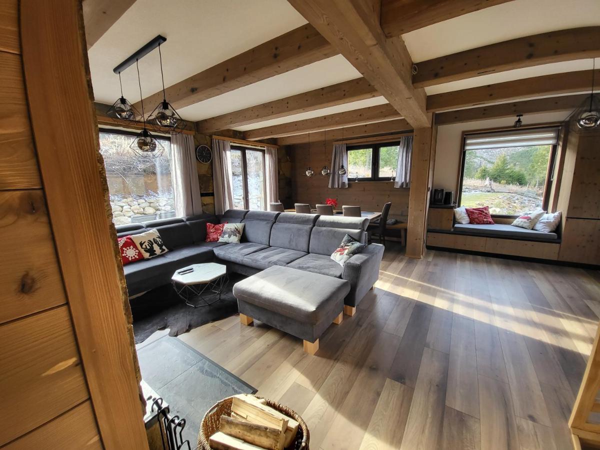 Hillview Jasna Chalet 迪马诺卡多林纳 外观 照片
