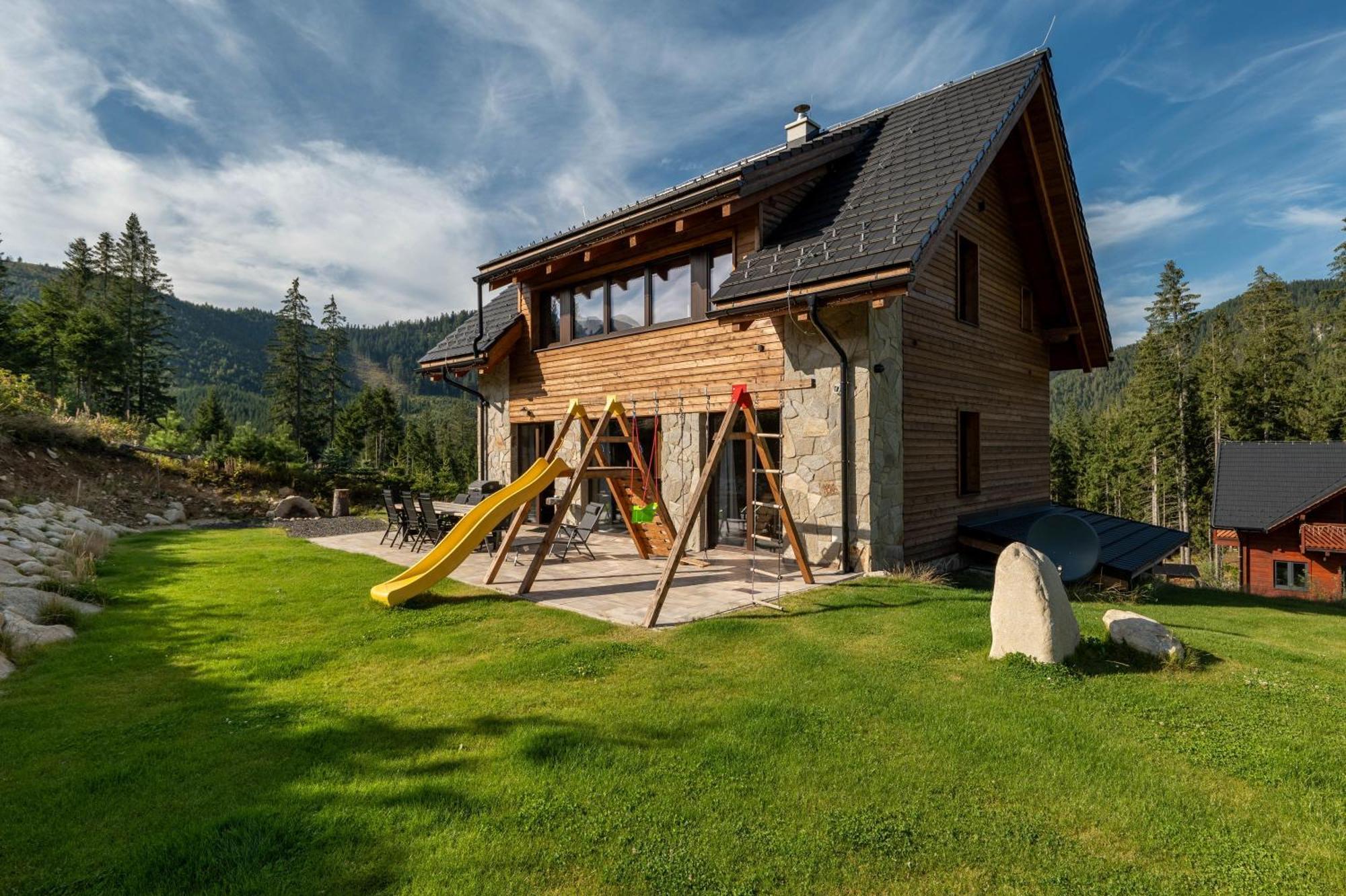 Hillview Jasna Chalet 迪马诺卡多林纳 外观 照片