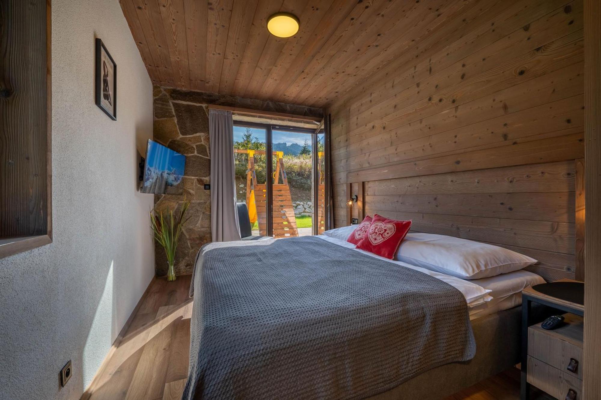 Hillview Jasna Chalet 迪马诺卡多林纳 外观 照片