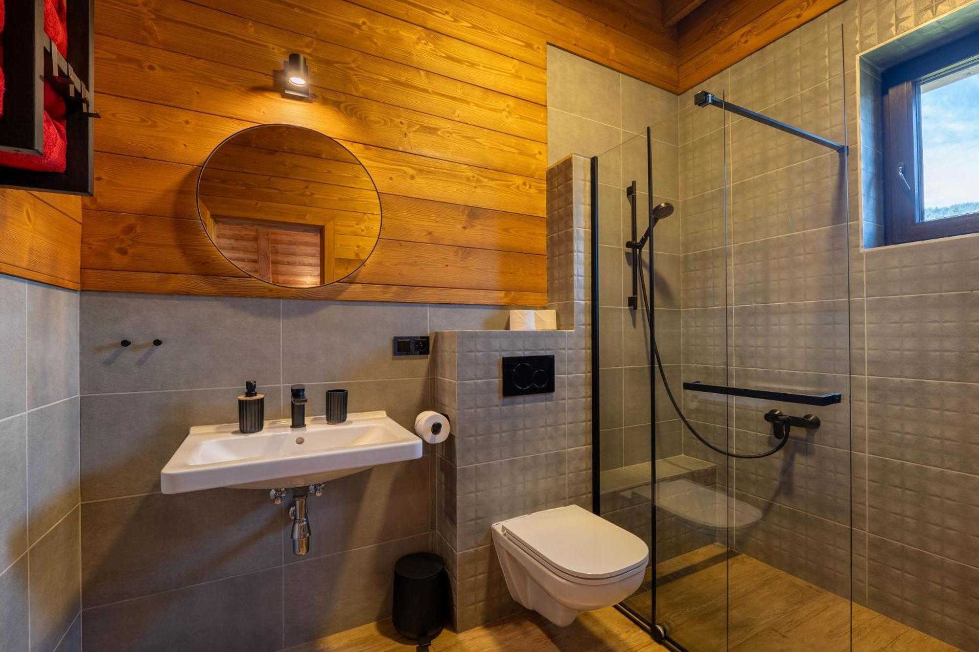 Hillview Jasna Chalet 迪马诺卡多林纳 外观 照片