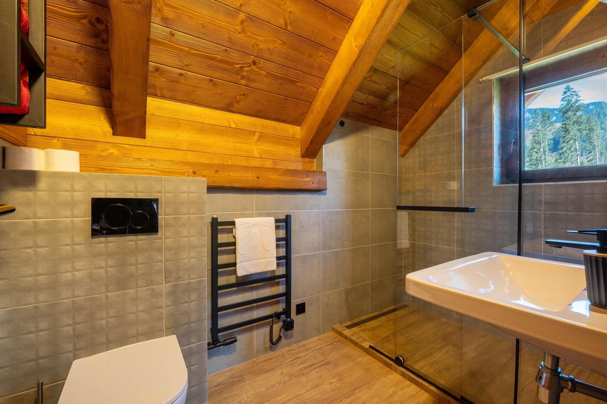Hillview Jasna Chalet 迪马诺卡多林纳 外观 照片