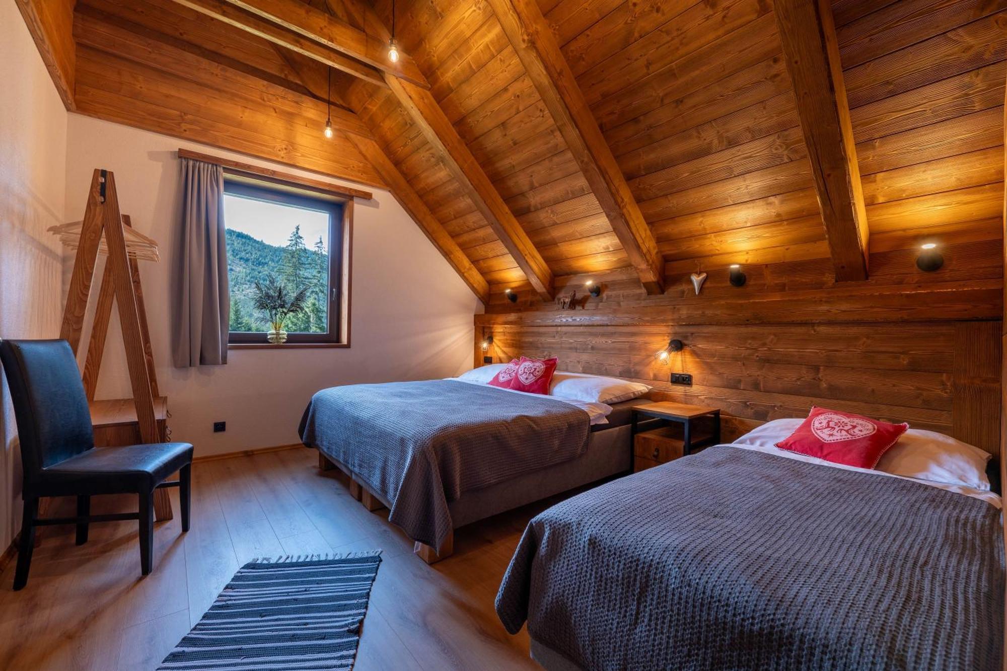 Hillview Jasna Chalet 迪马诺卡多林纳 外观 照片